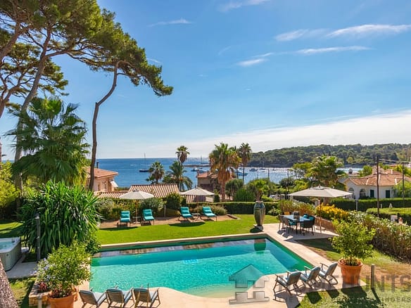 5 Bedroom Villa/House in Cap D Antibes 34