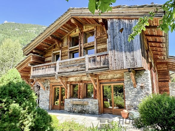 6 Bedroom Chalet in Chamonix 24