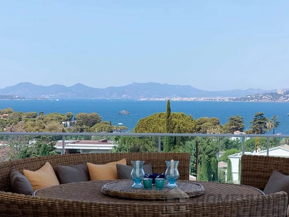 3 Bedroom Apartment in Cap D Antibes 18