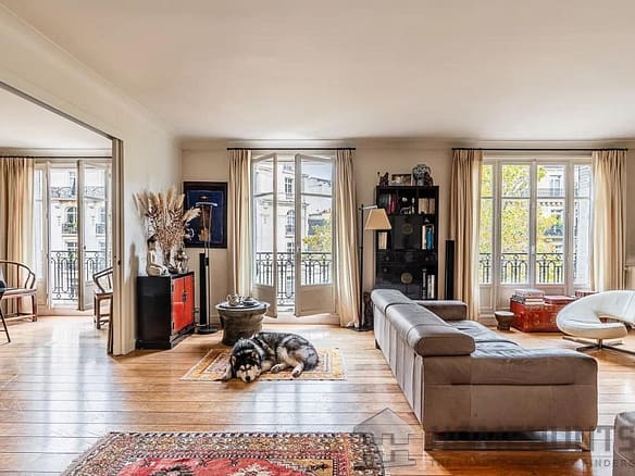 3 Bedroom Apartment in Paris 7th (Invalides, Eiffel Tower, Orsay) 14