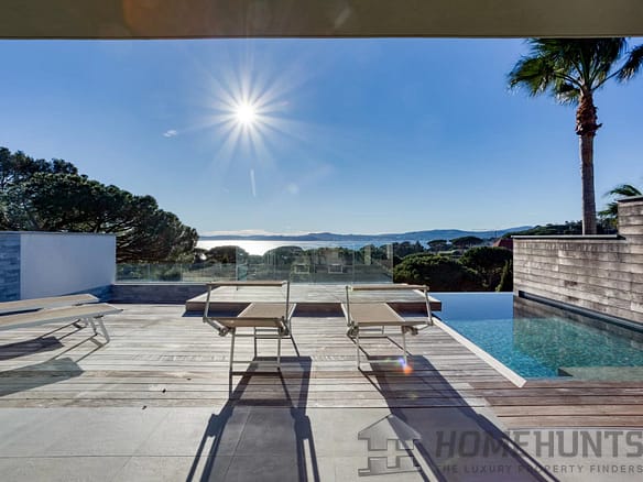 4 Bedroom Villa/House in Ste Maxime 8