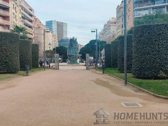3 Bedroom Apartment in Barcelona 5