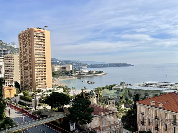 3 Bedroom Apartment in Monaco 36