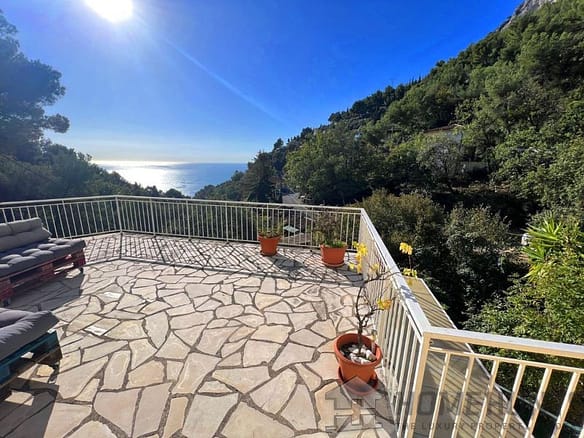 4 Bedroom Villa/House in Roquebrune Cap Martin 12