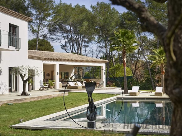 6 Bedroom Villa/House in Mougins 28
