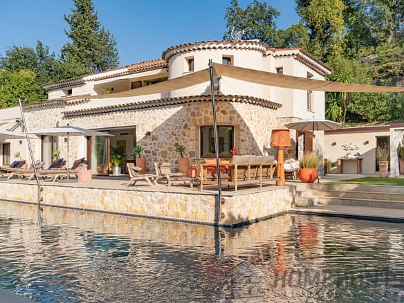 5 Bedroom Villa/House in Mougins 34