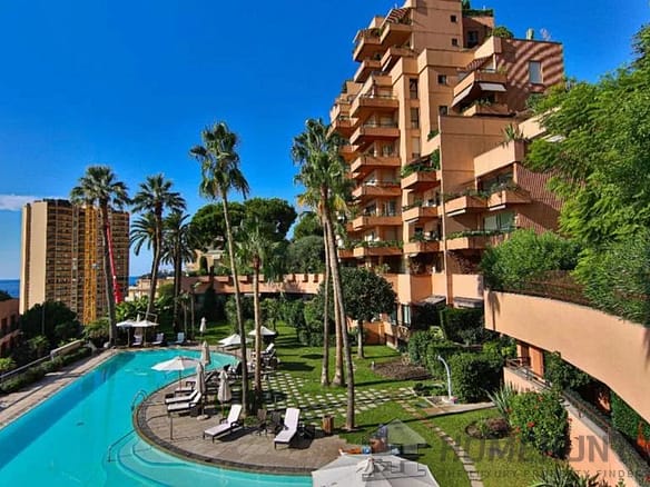 1 Bedroom Apartment in Monaco 16