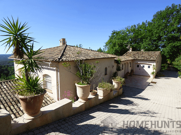 5 Bedroom Villa/House in Seillans 14