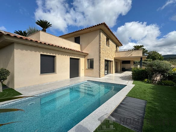 4 Bedroom Villa/House in Ste Maxime 6
