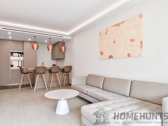 1 Bedroom Apartment in Monaco 2