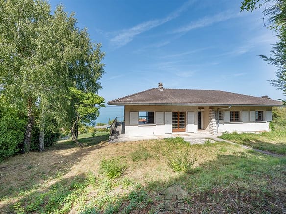 6 Bedroom Villa/House in Publier 2