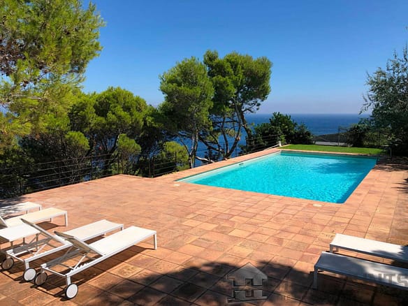 4 Bedroom Villa/House in Begur 34