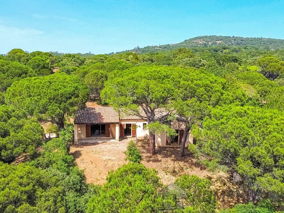 3 Bedroom Villa/House in La Croix Valmer 18