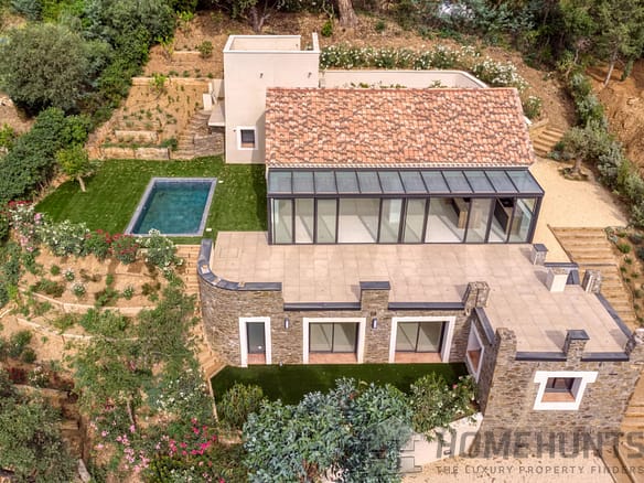 4 Bedroom Villa/House in La Croix Valmer 26