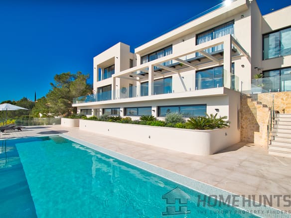 7 Bedroom Villa/House in Port Andratx 28