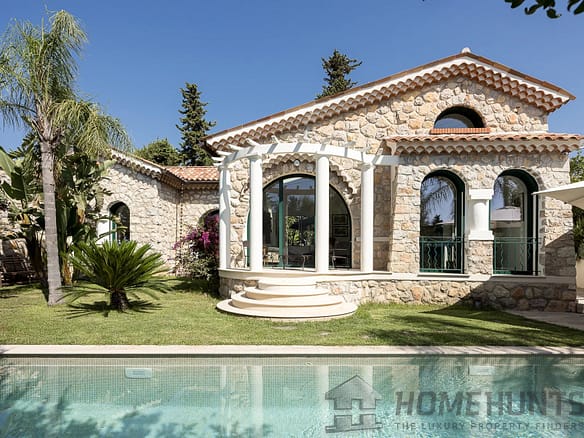 2 Bedroom Villa/House in Antibes 18