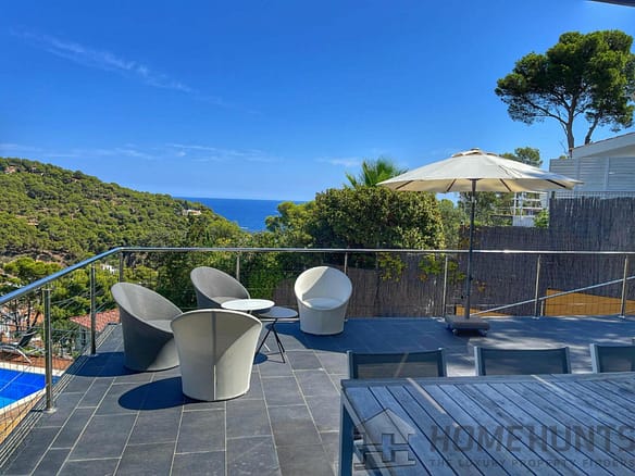 4 Bedroom Villa/House in Tamariu 34