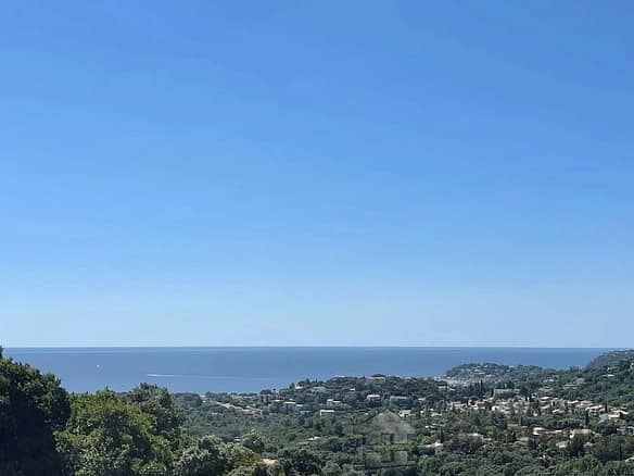 4 Bedroom Villa/House in Cavalaire Sur Mer 8