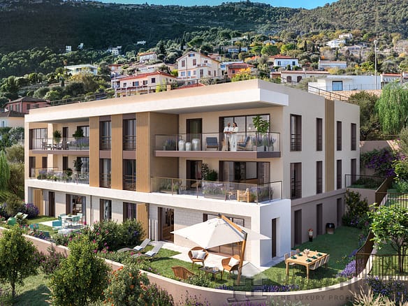 3 Bedroom Apartment in Beausoleil 6