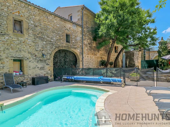 9 Bedroom Villa/House in Uzes 30