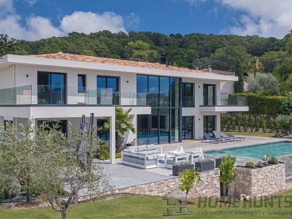 5 Bedroom Villa/House in Mougins 22