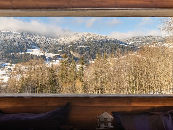 5 Bedroom Chalet in Megeve 26