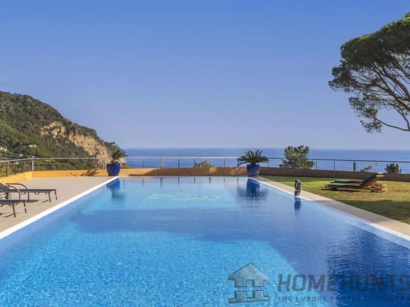 6 Bedroom Villa/House in Begur 22