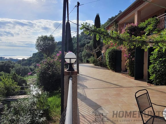 6 Bedroom Villa/House in Le Lavandou 14