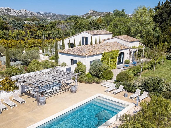 5 Bedroom Villa/House in Maussane Les Alpilles 4