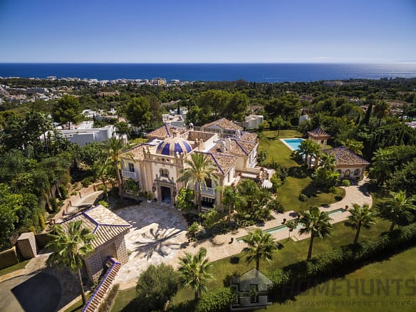 7 Bedroom Villa/House in The Golden Mile 32