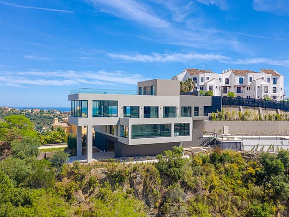 7 Bedroom Villa/House in Los Arqueros 22