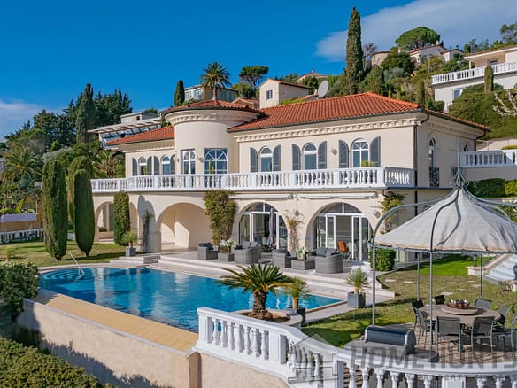 6 Bedroom Villa/House in Mandelieu La Napoule 14