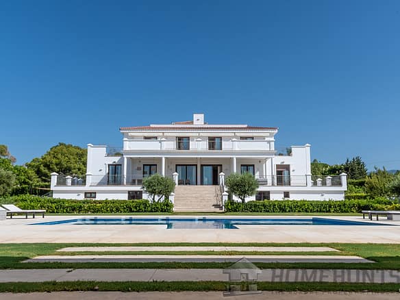 5 Bedroom Villa/House in Guadalmina Alta 2