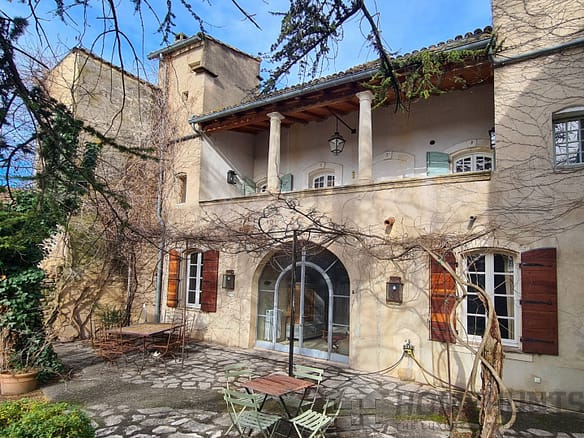 5 Bedroom Villa/House in St Quentin La Poterie 4