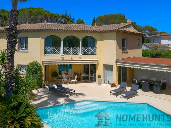 3 Bedroom Villa/House in St Raphael 28