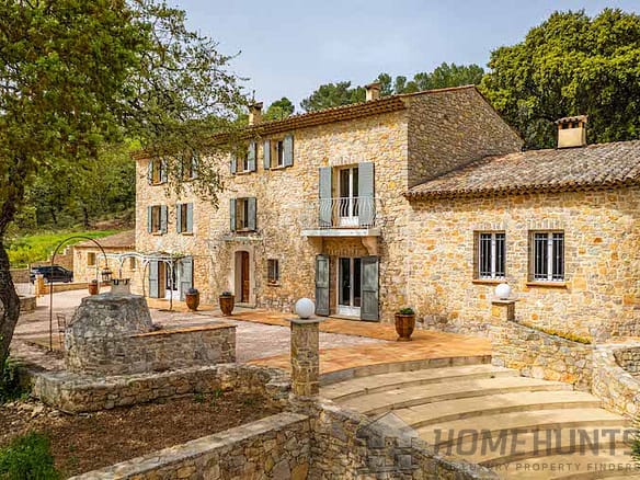5 Bedroom Villa/House in Le Thoronet 14