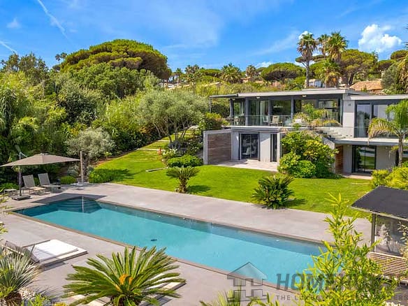 4 Bedroom Villa/House in Ramatuelle 2