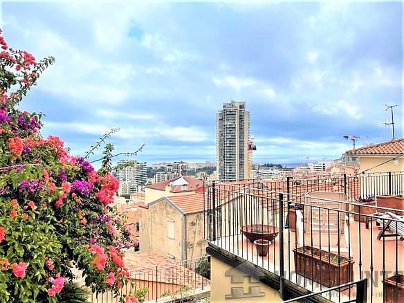 4 Bedroom Villa/House in Beausoleil 16