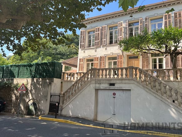 5 Bedroom Villa/House in Bargemon 9