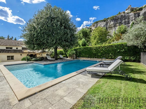 4 Bedroom Villa/House in Les Baux De Provence 26