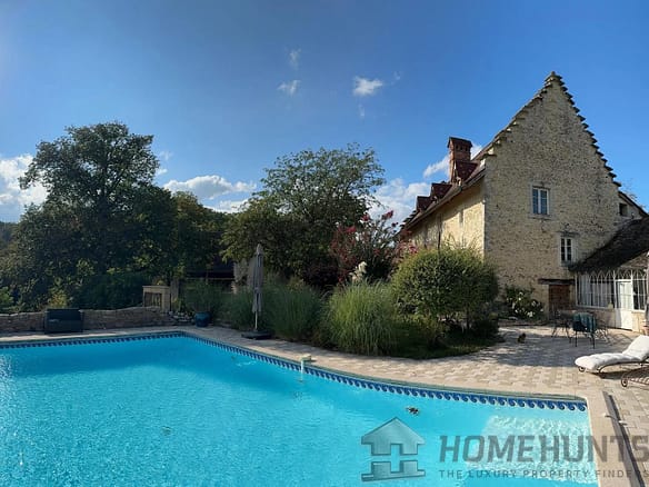 8 Bedroom Villa/House in Morestel 22