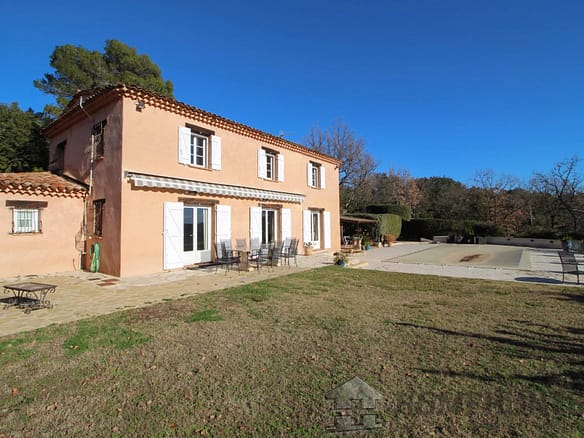 4 Bedroom Villa/House in Montauroux 32