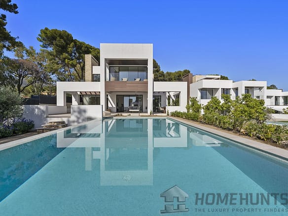 5 Bedroom Villa/House in The Golden Mile 10