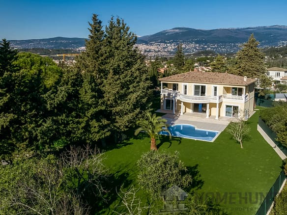 4 Bedroom Villa/House in Mouans Sartoux 32