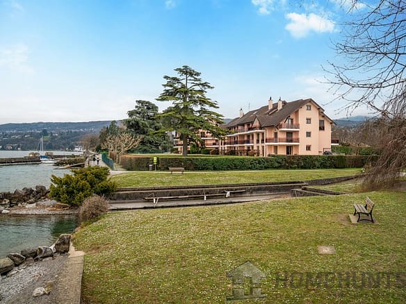 3 Bedroom Apartment in Publier 18