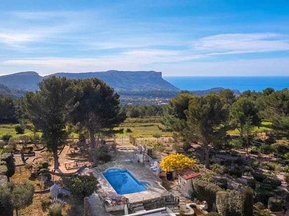 4 Bedroom Villa/House in Carnoux En Provence 22