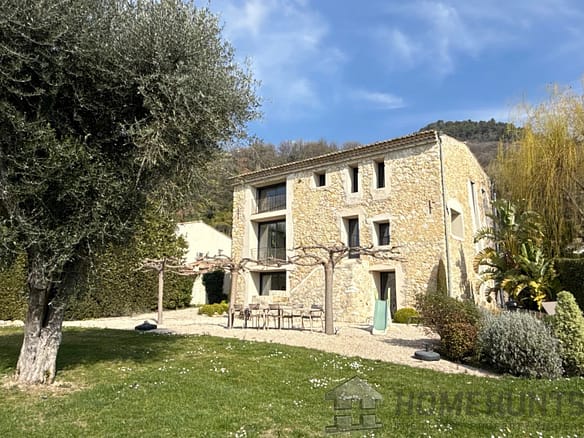 4 Bedroom Villa/House in Vence 4