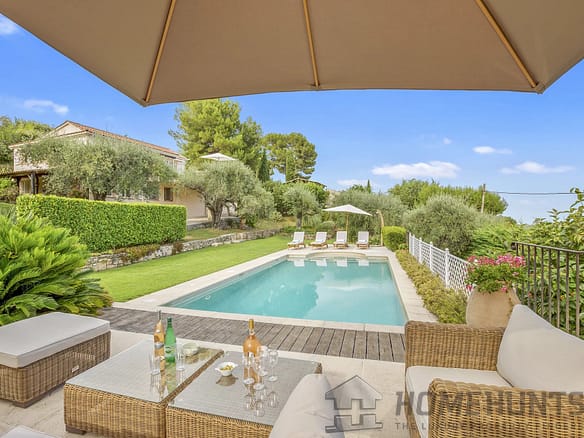 4 Bedroom Villa/House in Opio 32