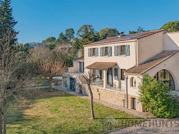6 Bedroom Villa/House in Mougins 34