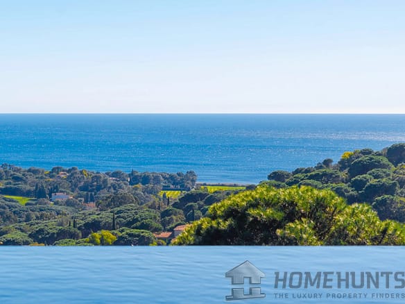 6 Bedroom Villa/House in La Croix Valmer 16